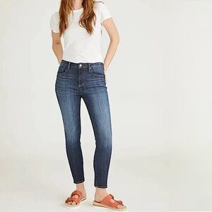 {Driftwood} "Mid Rise Jackie" Cigarette Skinny Stretch Denim Jeans